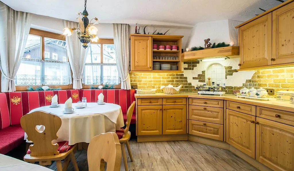 Apart Garni Almfried Ischgl Gasthof