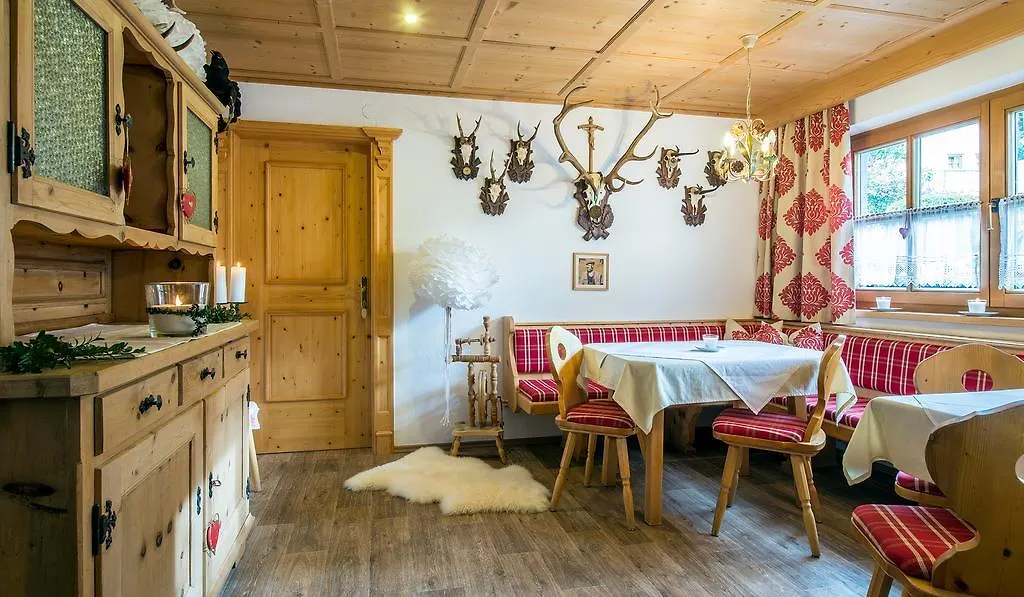 Almfried Apartments Ischgl Casa de hóspedes